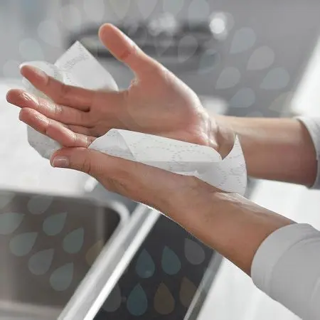 Kimberly-Clark: Полотенца бумажные Клинекс Ультра 3сл 96л 31,8х21,5см белые
